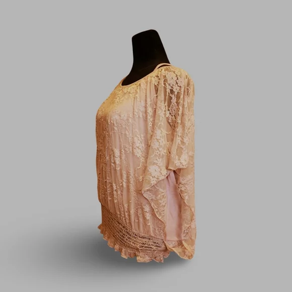 True Vintage 80s Lace Floral Sheer Bubble Blouse 3/4 Flared Sleeve What a Find! - Picture 6 of 10